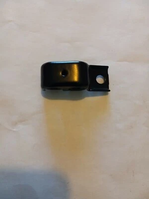 Pontiac GTO/LEMANS/TEMPEST 1966 transmisión automática SOPORTE LÍNEA ENFRIADOR CON GOMMETS Foto 1 de 4