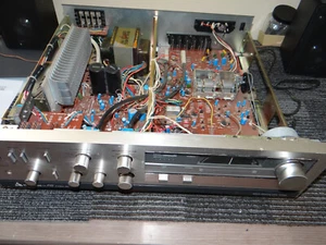 PARTS ! !  Mitsubishi stereo receiver DAR8 DA R8 ***READ DESCRIPTION !!!!!!!!!! - Picture 1 of 2