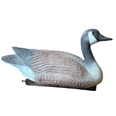 Flambeau Large Detailed 25" Canadian Goose Hunting Floating Water Decoy  ~U.S.A. - Image 1 of 4