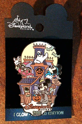 Значок металлический эмаль Disneyland Resort 2001 Glow Haunted Mansion Halloween LE 3500 - Изображение 1 из 2