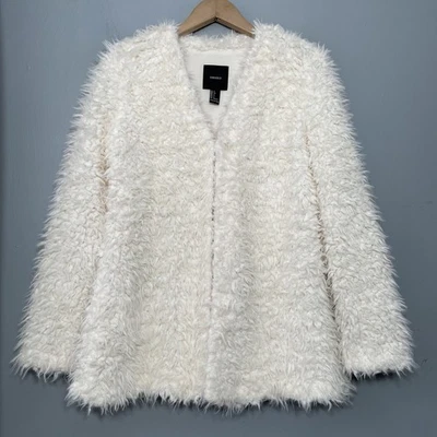 Forever 21 Teddy Jacket Size Small Creamy White Coat Faux Fur Shaggy Glam Chic - Image 1 of 4