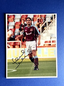 FRANK LAMPARD - FORMER WEST HAM UNITED FOOTBALLER - SIGNED PHOTOGRAPH - Picture 1 of 1