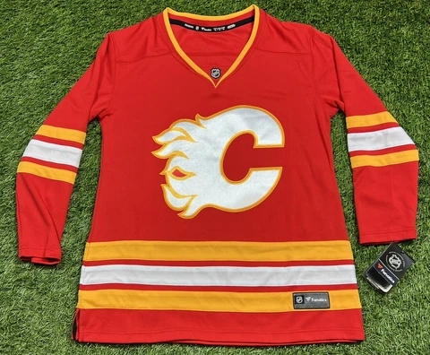NWT'S Fanatics Calgary Flames NHL Jersey Women's XL Blank Cover