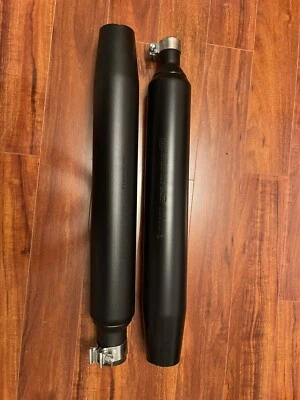 Harley-Davidson Road Glide ST 2022, OEM escape antideslizante Foto 1 de 4