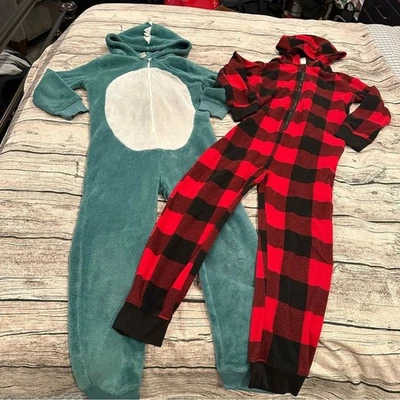 Lote de 2 pijamas unissex de lã Old Navy tamanho 8 - Imagem 1 de 4