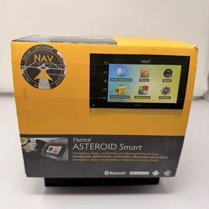 Parrot ASTEROID Smart Ricevitore Media Digitale Radio con Navigazione GPS - Foto 1 di 5