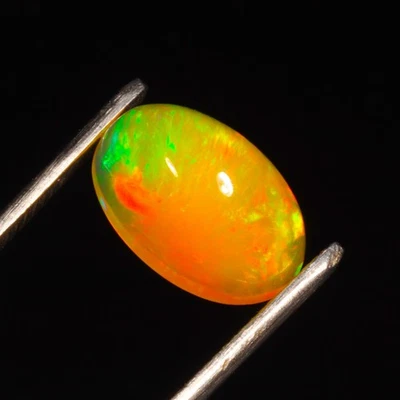 Natura Welo Fire Opal, Ethiopian White Opal, Cabochon For Jewelry Making 4 CT - Image 1 of 4