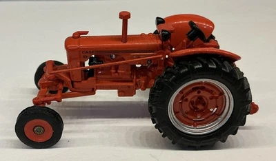 Vintage 1954 CASE Farmall 400 ERTL Die-Cast Tractor RARE!! - Image 1 of 4