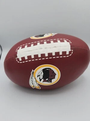 Fútbol americano de peluche de los Washington Redskins 2017 Rawlings 11" Burgundy Commanders NFL Foto 1 de 4