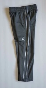 Nike Air Jordan Sweat Pants Youth Size 4 Boys XS Grey White 859956-176 Jumpman - Picture 1 of 8