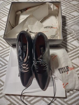 NIB Vintage WILD PAIR sz 6.5 METAL 5434 GIL-35 Lace Up Tie Black Stiletto Shoes - Image 1 of 4