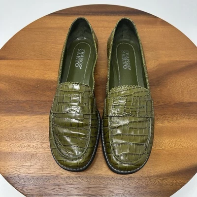 Mocassim Franco Sarto Penny Feminino Tamanho 7.5 Couro de Crocodilo Verde Preppy Classic - Imagem 1 de 4