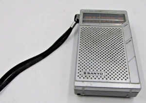 Vintage Sanyo AM FM 2 Band Receiver/Radio Model RP 50 65 Tested Works - Picture 1 of 3