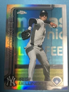 2025 Topps Chrome - Cody Bellinger #83 Topps Refractor - Picture 1 of 5