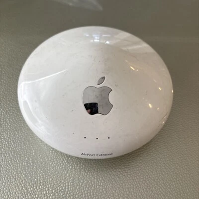 APPLE A1034 AIRPORT EXTREME BASE STATION - NO POWER CORD INCLUDED - Image 1 of 4