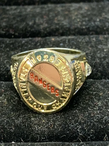 New York Rangers 1928: Molson Stanley Cup Ring Cover