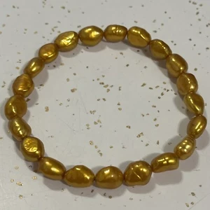 Glorious Gold Oval Freshwater Pearl Bracelet 6-8mm -Stretch - Picture 1 of 5