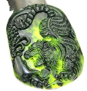 Natural Black Green Jade Carved Chinese Tiger Lucky Pendant Necklace Jewelry - Picture 1 of 2