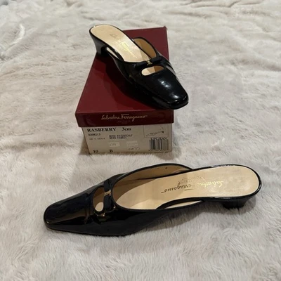 Salvatore FERRAGAMO Negro Charol Mules Slides Frambuesa 10B Slip Ons Caja Foto 1 de 4