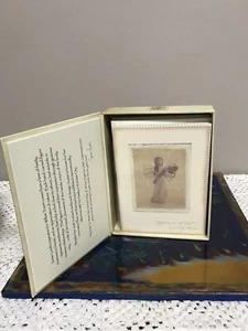 Box of 12 NIB Willow Tree Angel Greeting Cards & Envelopes 2002 Seasons Collectn - Picture 1 of 9