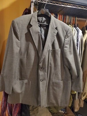 Mens 54R Jeffrey Banks Grey Check Suit Coat, Blazer Wool Poly Blend - Image 1 of 4