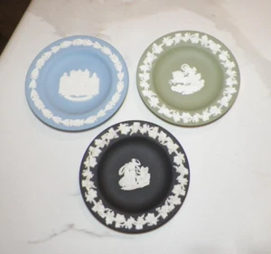 VTG WEDGWOOD JASPERWARE SET OF 3 SMALL TRINKET DISHES 4 1/2" - Picture 1 of 10