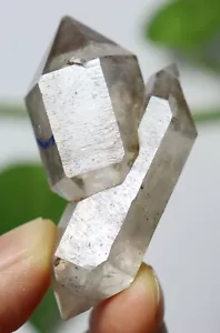 35,7g NATÜRLICHE HAVE BEWEGLICHE Wasserblase Enhydro QUARTZ Kristallspitze Probe - Bild 1 von 15