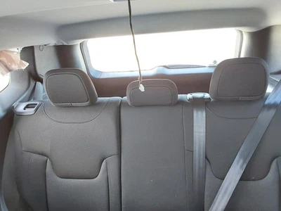 Used Headrest fits: 2018 Jeep Renegade  Grade A - Image 1 of 4