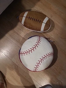Charles Street 2er Set Akzentkissen Junge Kinder Basketball, Baseball, Football  - Bild 1 von 4
