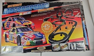 Life Like Ultimate Motorsports Challenge HO Slot Car Race Set #9484 - INCOMPLETE - Imagen 1 de 16
