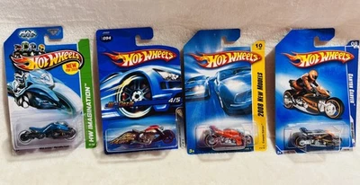 Hot Wheels Motorcycle Lot of 4- Canyon Carver-Imagination-Dozie -NEW - Image 1 of 3