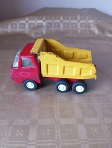 Tonka Truck Dump Truck/ Tipper Red Yellow Pressed Steel 1970's -FREEPOST - Picture 1 of 13