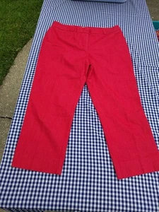Chicos 1.5 Crop Capris Size 32 Red Womens - Picture 1 of 15
