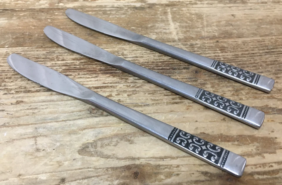 3 Modern Solid Knives Stanley Roberts Rogers 97007 Casa Vista Korea Stainless - Image 1 of 1