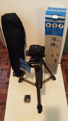  NEW DYNEX ALL-PURPOSE TRIPOD EXTENDS TO 60" HOLDS 7.7 LBS EXTRA QUICK RELEASE - Image 1 of 4