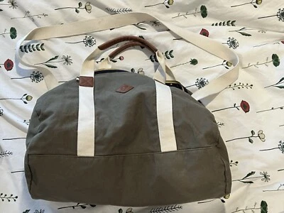 Prince and Fox Red Canvas Duffel Bag Duffle Shoulder Strap Handles - Image 1 of 4