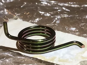 Kawasaki KLR250 KL250D 1985-2005 NEW OEM Rear Brake Pedal Spring 92081-1782 - Picture 1 of 7