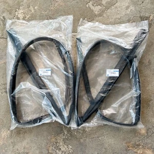 90-94 for Nissan Sentra B13 SE-R Tsuru Sunny Sedan 2 door glass run rubber seal - Picture 1 of 6