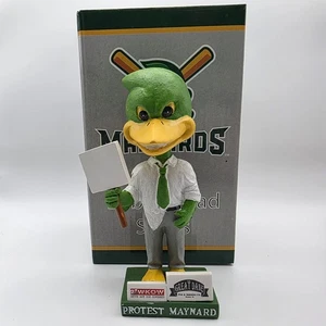 Madison Mallards Bobblehead Protest Maynard 2012 Northwoods League - Picture 1 of 9