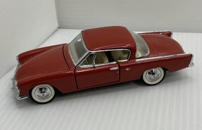 Franklin Mint 1/43 1953 Studebaker Commander Starliner Die Cast Model Car No Box - Image 1 of 4