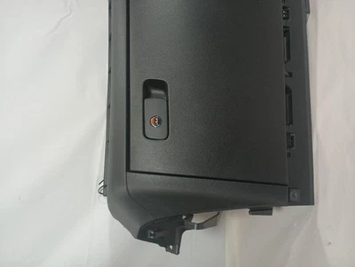 Guantera usada se adapta a: Volkswagen Passat 2013 grado A Foto 1 de 4