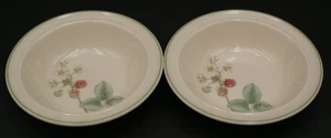 Wedgwood Himbeerrohr Gruppe von 2 Obstschalen Borte am Rand Design 6" - Bild 1 von 4