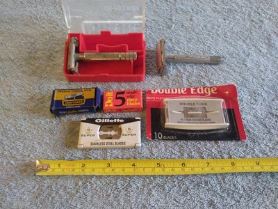 VTG Gillette Razor & Blade Lot - 2 Razors, 4 Blade Packs - Image 1 of 4