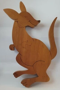 VINTAGE MID CENTURY MODERN WOOD 12.5" KANGAROO WALL HANGING DECOR H1 - Picture 1 of 11