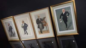 Set di 4 stampe caricaturali antiche con frange Vanity Fair - litografie incorniciate di Ciao - Foto 1 di 10