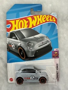 2024 Hot Wheels Fiat 500e, Compact Kings 2/5 - Picture 1 of 3