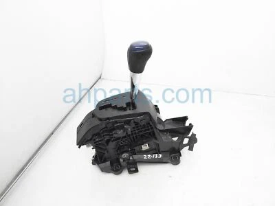 Cambiador selector de palanca de cambios de piso transmisión automática Toyota Prius C 2012-2019 Foto 1 de 4