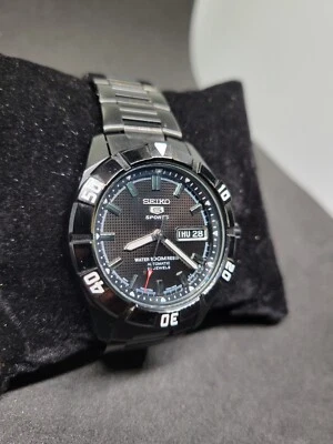 Reloj automático para hombre SEIKO 5 Sports esfera negra 40 mm SNZD17 7S36-01X0 23 joyas Foto 1 de 4