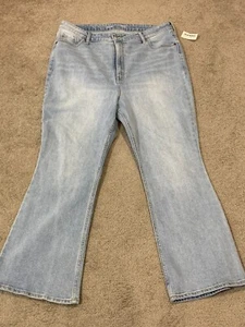 Old Navy Higher High Rise Flare Jeans Women's Plus Size 18 Light Blue wash NWT - Picture 1 of 20