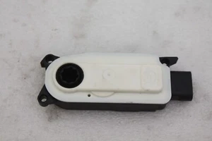 Motor actuador de admisión Volvo XC40 6477R1006 genuino - Imagen 1 de 8